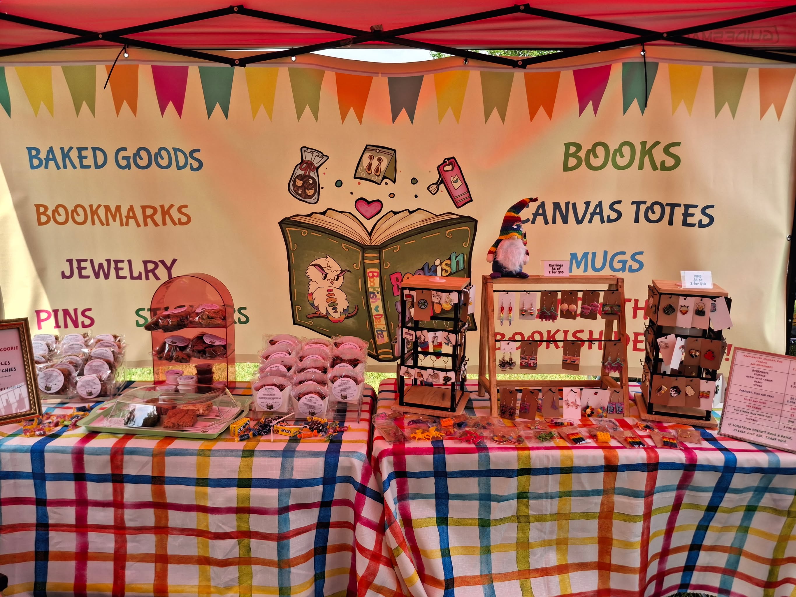 Bookish Delites – Books, bookmarks, baked goods, and bookish treasures for every reader