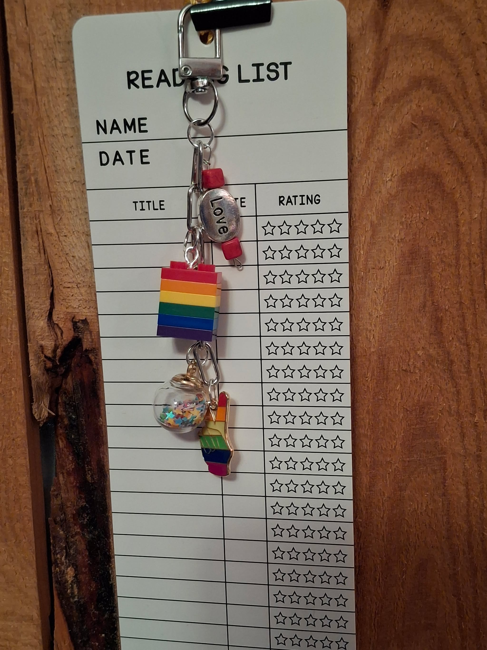 Bookish Delites – Books, bookmarks, baked goods, and bookish treasures for every reader