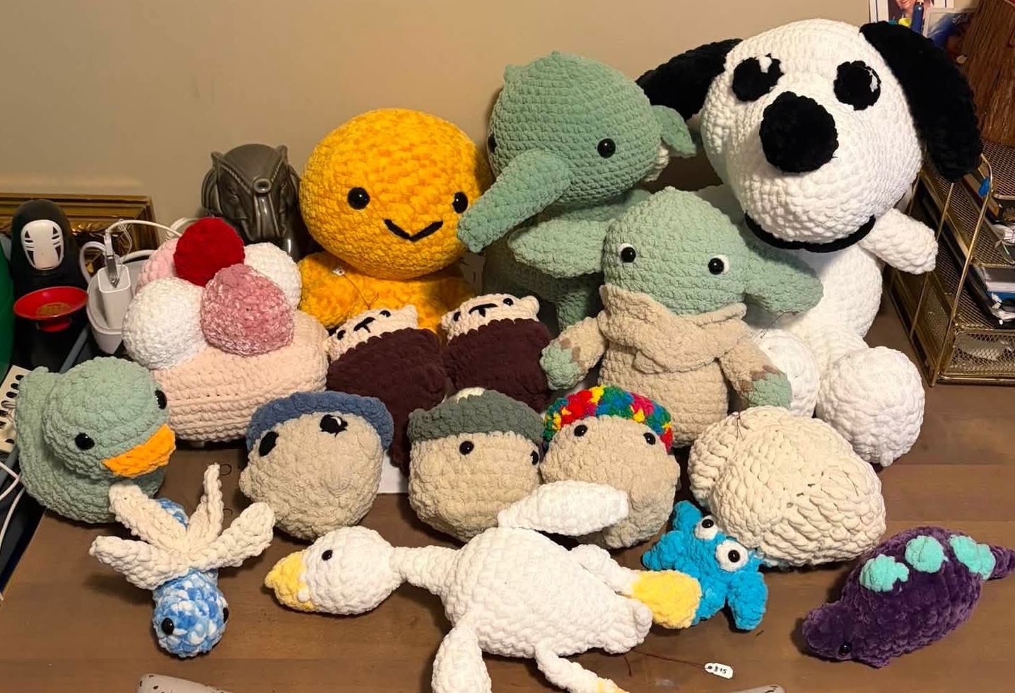 Guerita Arts – Handmade crochet plushies, bags, accessories & colorful creations