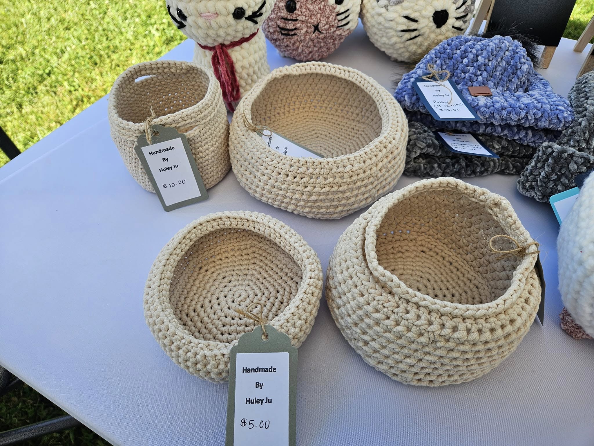 Handmade by HuleyJu