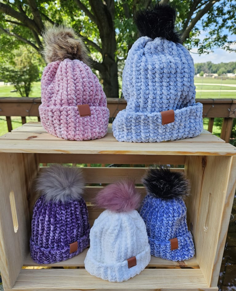 Handmade by HuleyJu