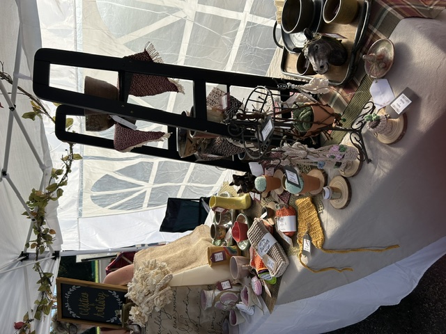 Oddities and Artistry – Eclectic handmade crafts, original artwork & unexpected treasures