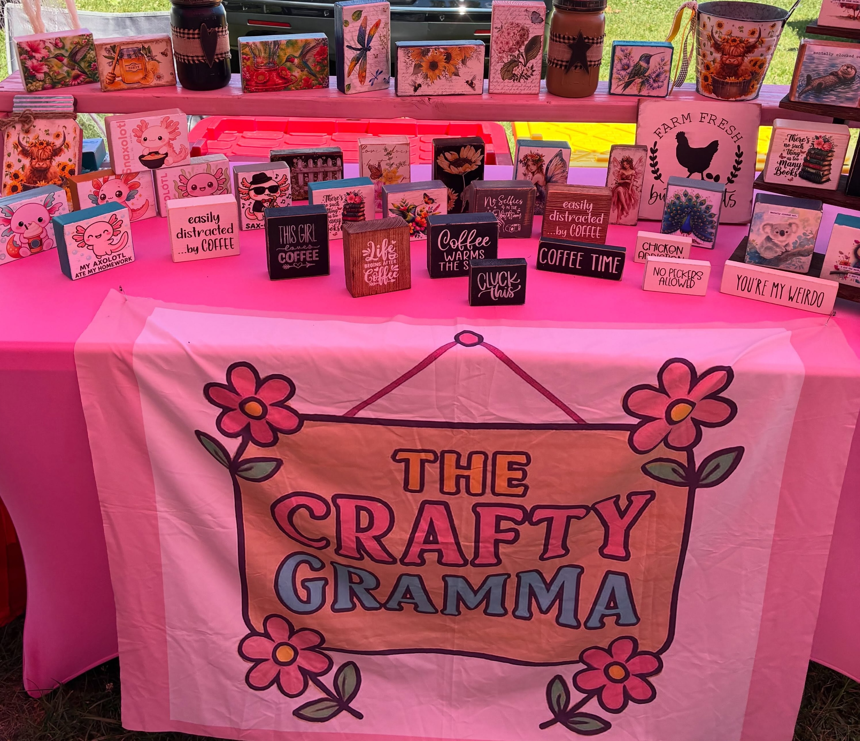The Crafty Gramma – Farmhouse décor, funny signs & handmade gifts
