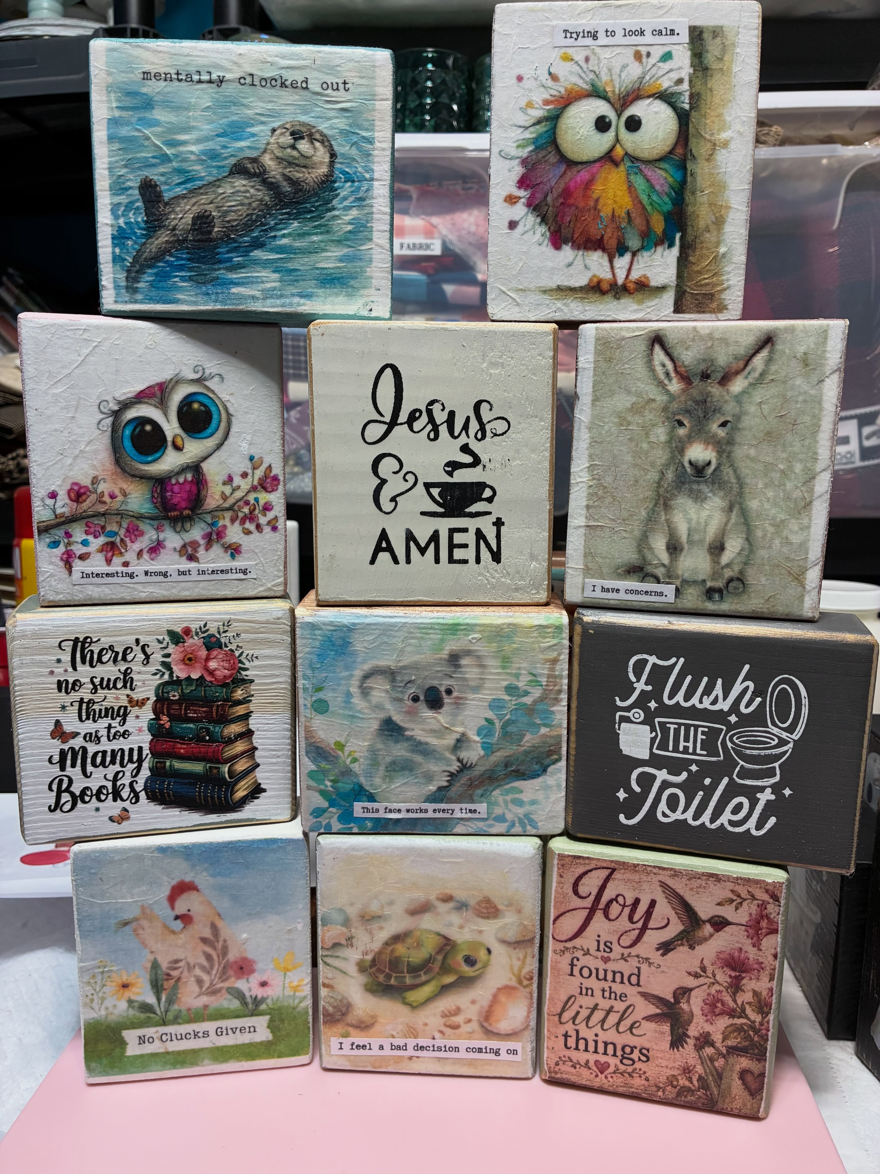 The Crafty Gramma – Farmhouse décor, funny signs & handmade gifts