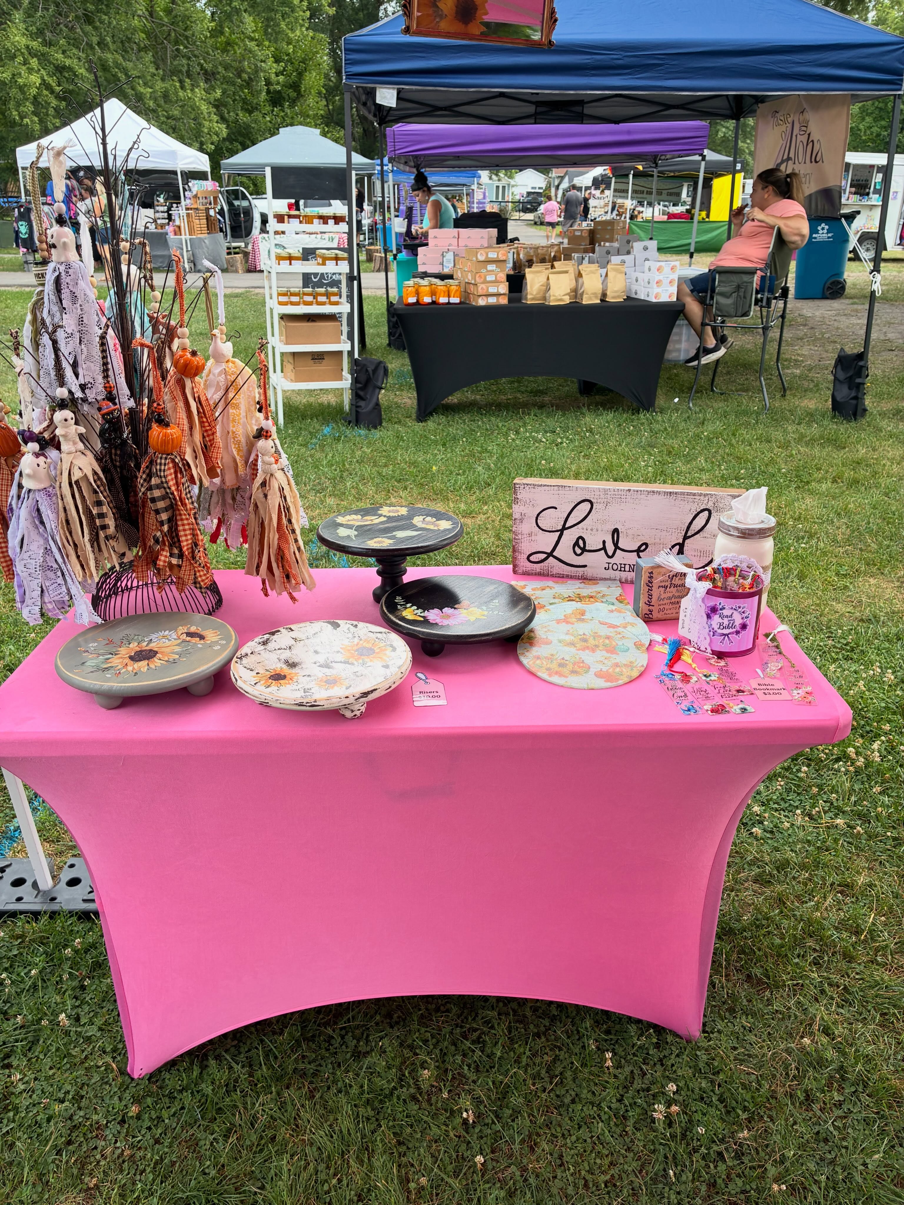 The Crafty Gramma – Farmhouse décor, funny signs & handmade gifts