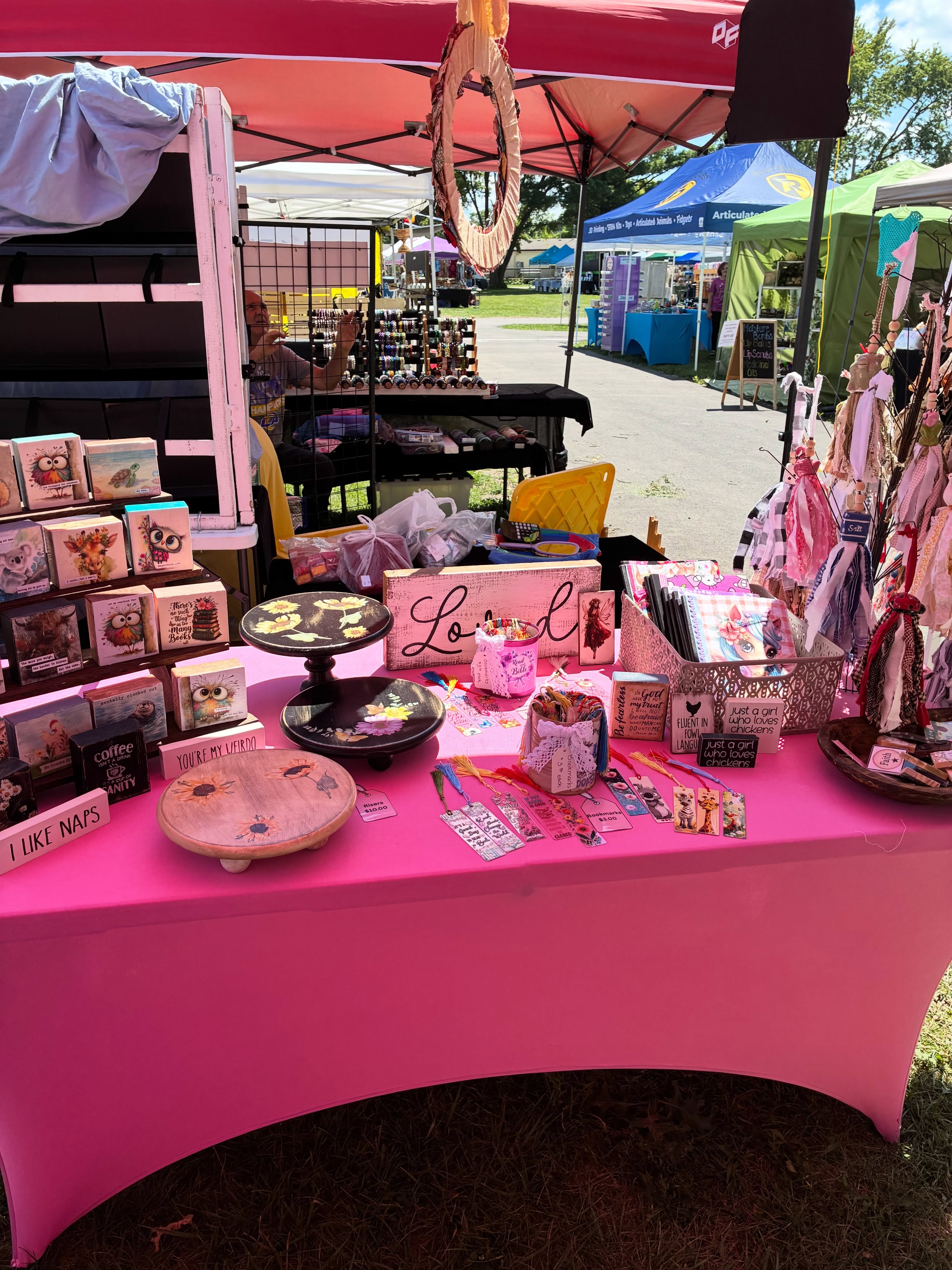 The Crafty Gramma – Farmhouse décor, funny signs & handmade gifts