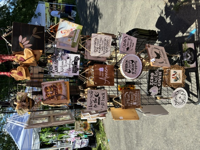 The Crafty Gramma – Farmhouse décor, funny signs & handmade gifts