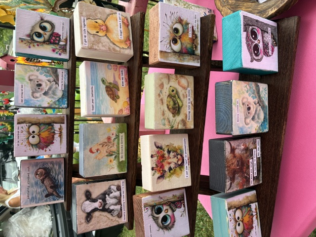 The Crafty Gramma – Farmhouse décor, funny signs & handmade gifts